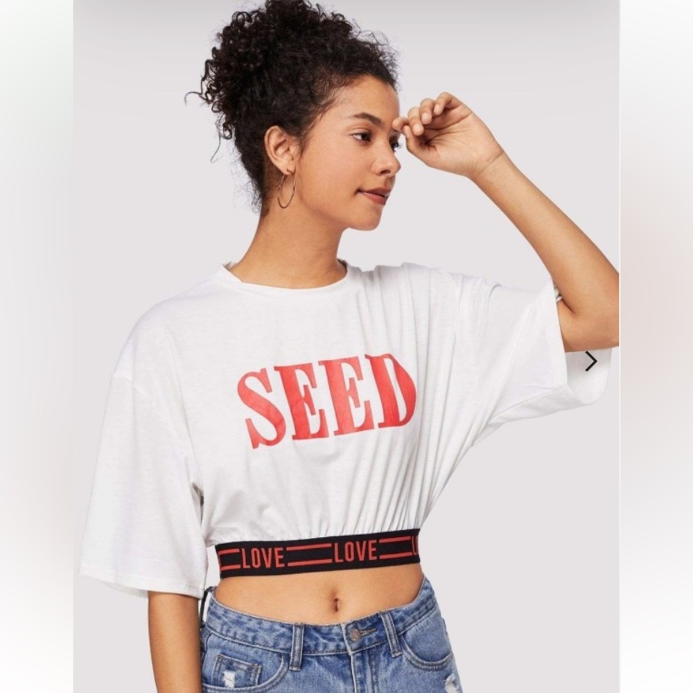 Strut woman’s cotton crop top with “love” print elestic stretch band “Seed” M